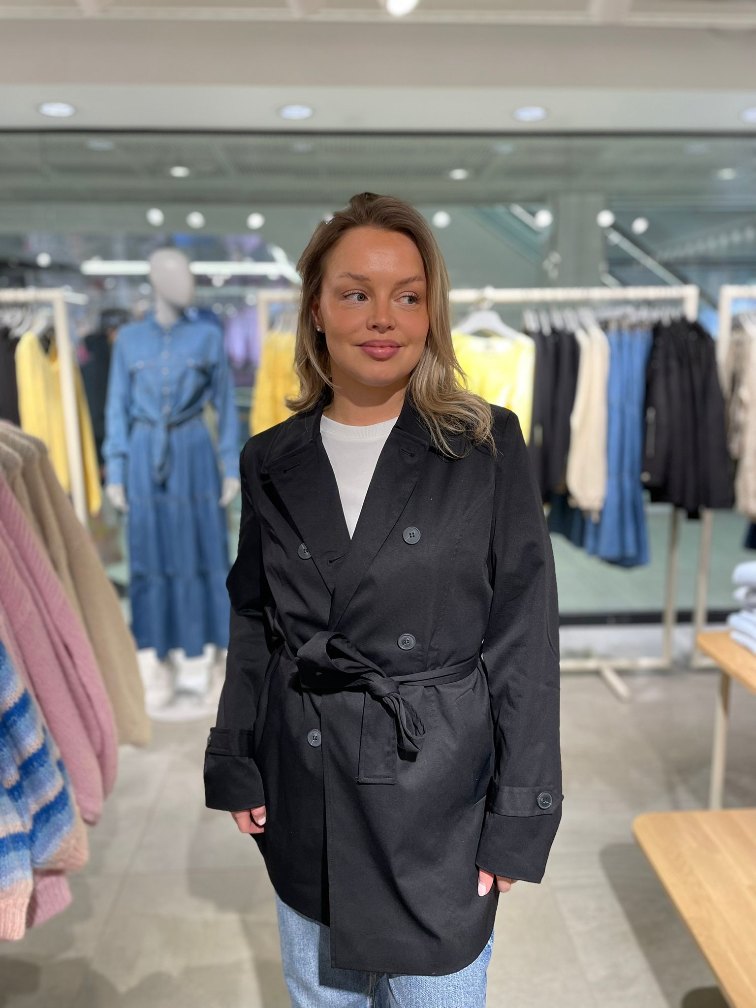 VMCHELSEA Trenchcoat - Black