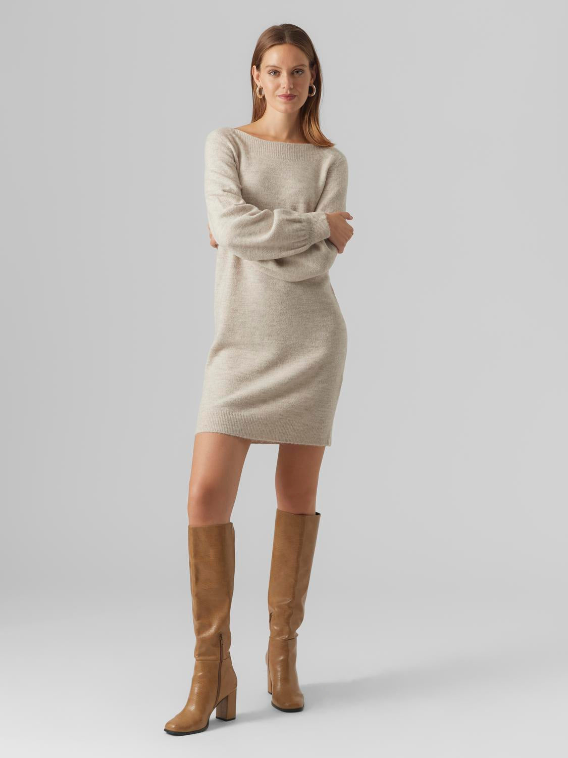 model_shot-front_full