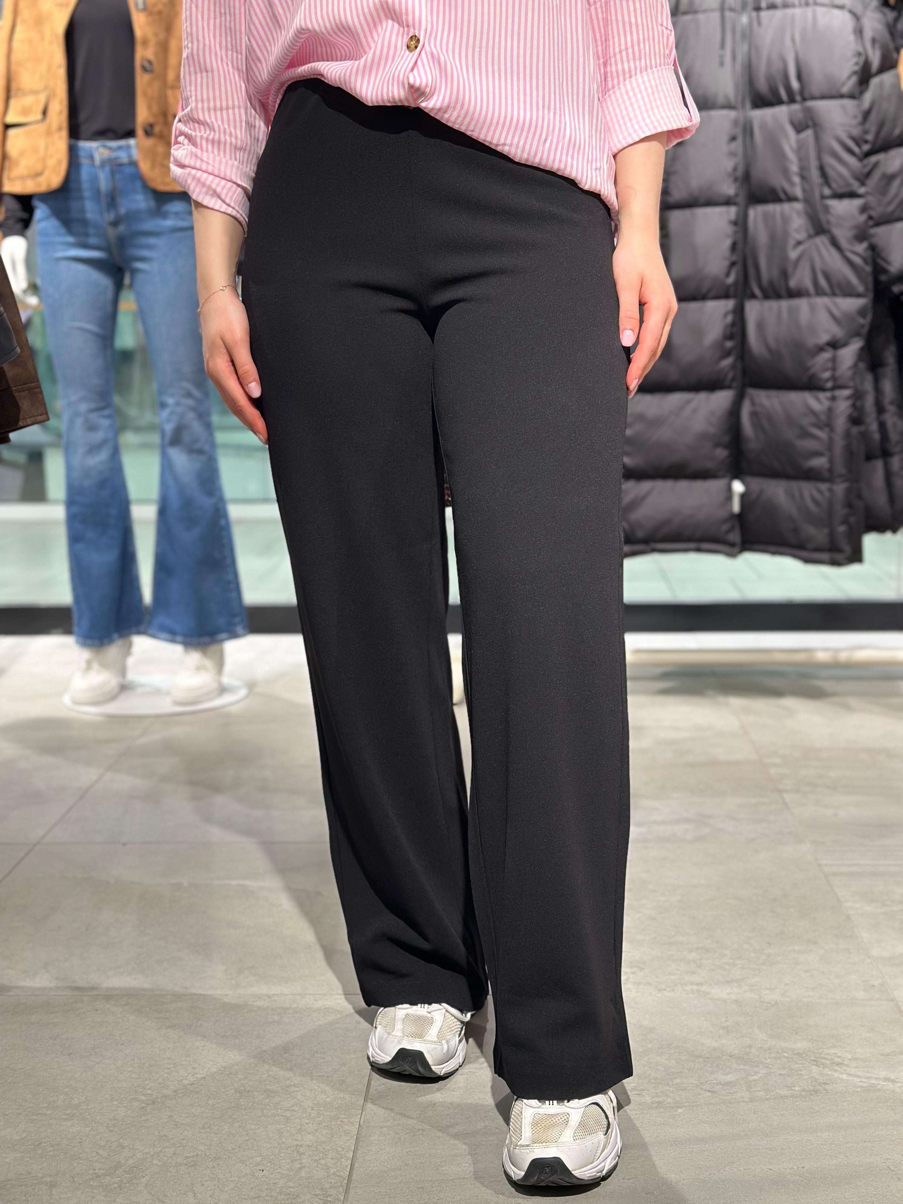 VMBERLIN Trousers - Black